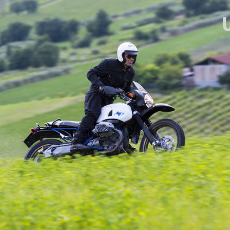 BMW HP2 Enduro & Megamoto