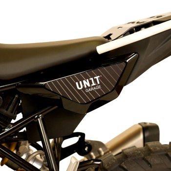 Adhesivos protectores negros para el panel lateral original de la BMW R12 G/S