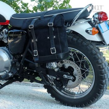 Bolsa lateral en piel dividida + armazón Triumph Scrambler 900 (2006-2017)