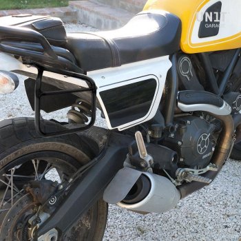 Bolsa lateral Khali TPU + marco derecho Ducati Scrambler