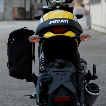 Bolsa lateral + marco Ducati Cafe Racer