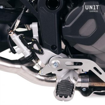 Colector de escape sin catalizador en acero inoxidable Ducati DesertX