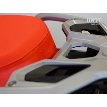 Cubre monturas originales de color naranja