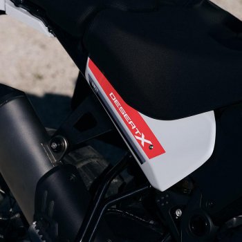 Par de paneles laterales Ducati DesertX Star White Silk + adhesivos