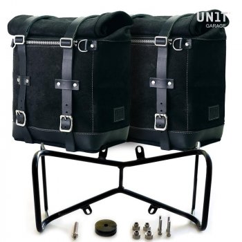 Dos bolsos laterales en piel dividida + doble marco NineT simétrico