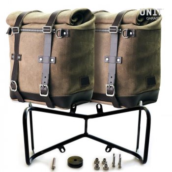 Dos bolsos laterales en piel dividida + doble marco NineT simétrico