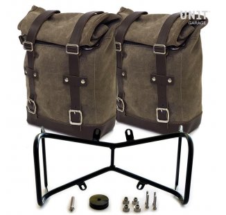 Dos bolsos laterales en piel dividida + doble marco NineT simétrico