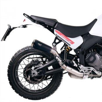 Silenciador de carreras de titanio Ducati DesertX