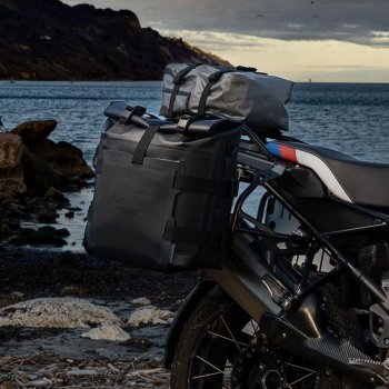 Portabolsa de aluminio con frontal ajustable en Hypalon y enganche rápido + marco