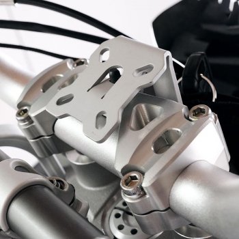 Soporte para GPS Ducati DesertX