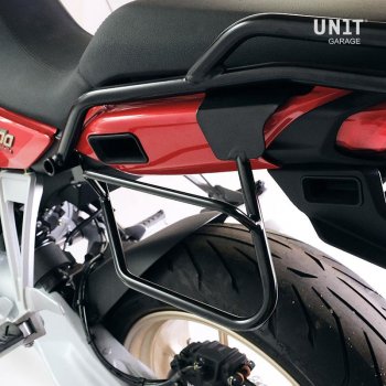 Moto Guzzi V100 Mandello cuadro izquierdo