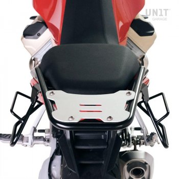 Moto Guzzi V100 Mandello cuadro izquierdo